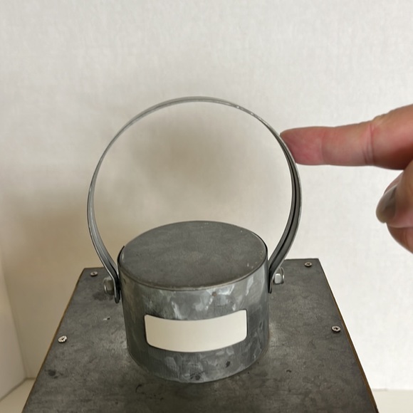 Lantern - Picture 2 of 10